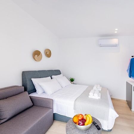 Sunwaves Beach Studio I Ialysos  Esterno foto