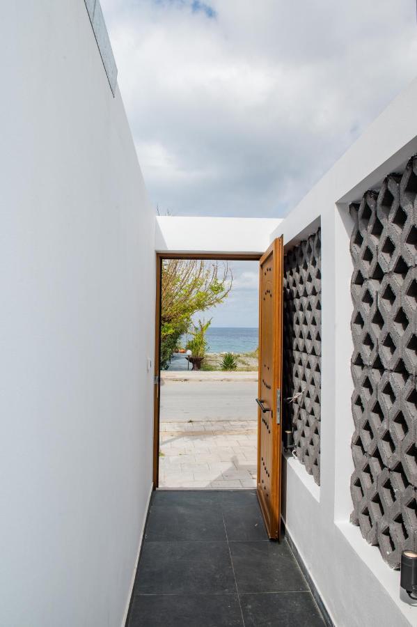Sunwaves Beach Studio I Ialysos  Esterno foto