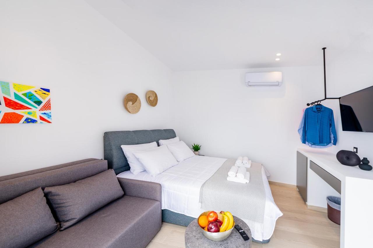 Sunwaves Beach Studio I Ialysos  Esterno foto
