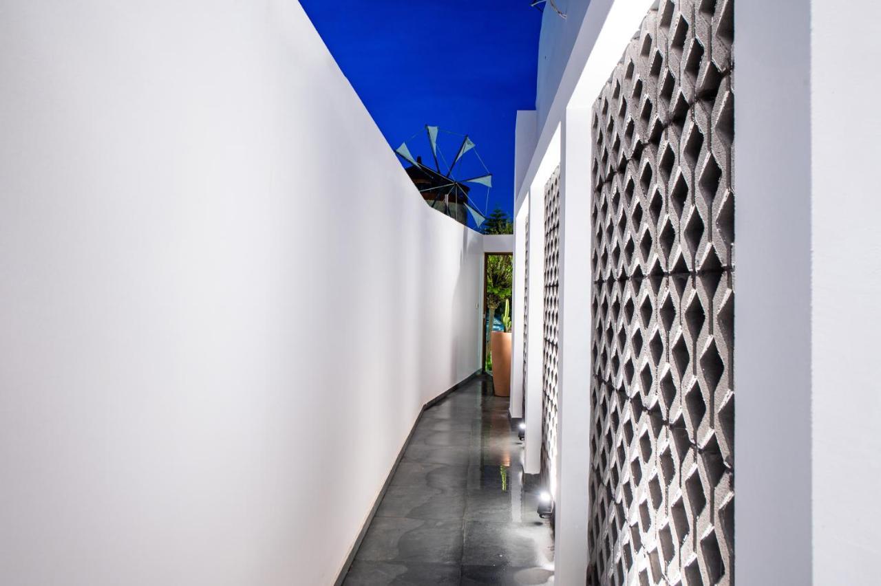 Sunwaves Beach Studio I Ialysos  Esterno foto